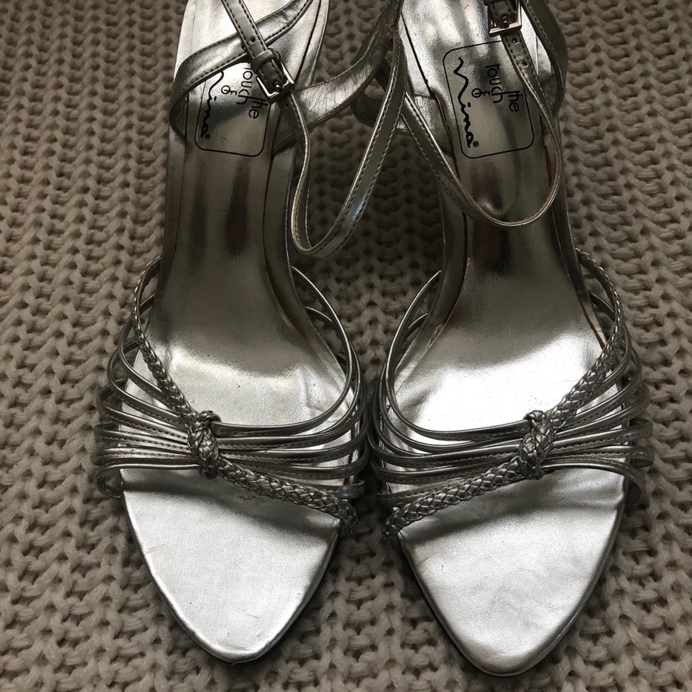 Nina sandals